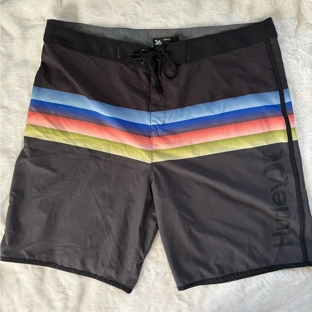 Hurley Men's Phantom Board Multicolor Shorts, Size: 36